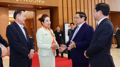 PM asks SOEs to pioneer innovation and digital transformation