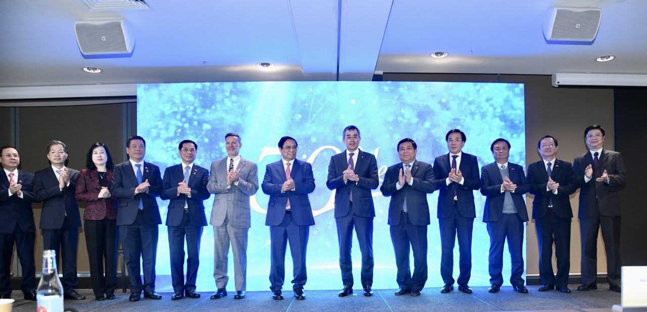 Vietnam Airlines tổ chức lễ kỷ niệm 30 năm đường bay thẳng Việt Nam - Australia v&agrave; ch&agrave;o đ&oacute;n vị kh&aacute;ch thứ 6 triệu tr&ecirc;n chặng bay n&agrave;y với sự chứng kiến của Thủ tướng Ch&iacute;nh phủ Việt Nam &ocirc;ng Phạm Minh Ch&iacute;nh.