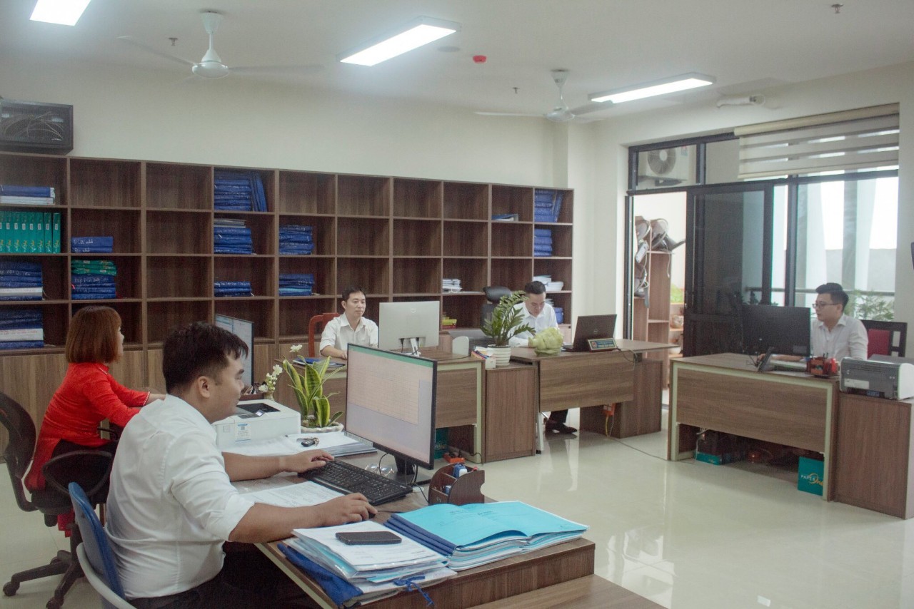 Nhiều tiện nghi hiện đại, đáp ứng nhu cầu làm việc của cán bộ thành phố Sầm Sơn