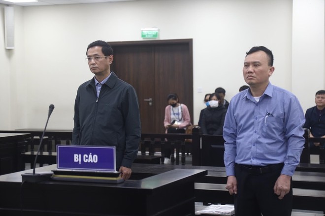 Quang ảnh phiên tòa.