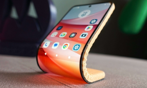 Samsung và Motorola chạy đua sản xuất 