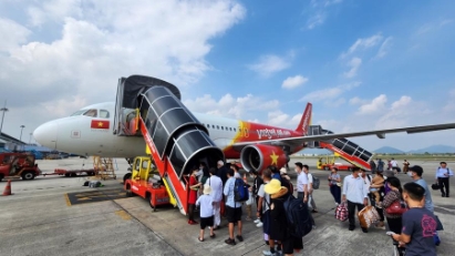 Ceilings on domestic flight tickets rise 5%