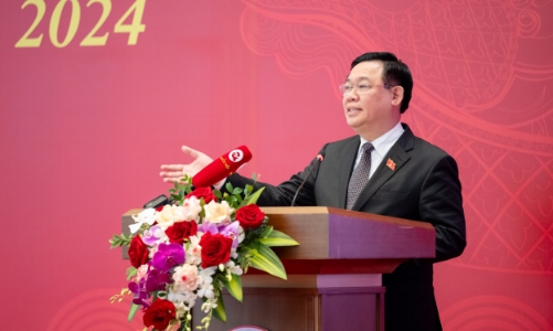 Sớm đưa các quyết sách của Quốc hội vào cuộc sống