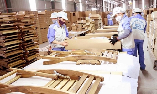 Xuất khẩu ghế ngồi năm 2023 đạt gần 3 tỷ USD, cao nhất trong các sản phẩm của ngành gỗ
