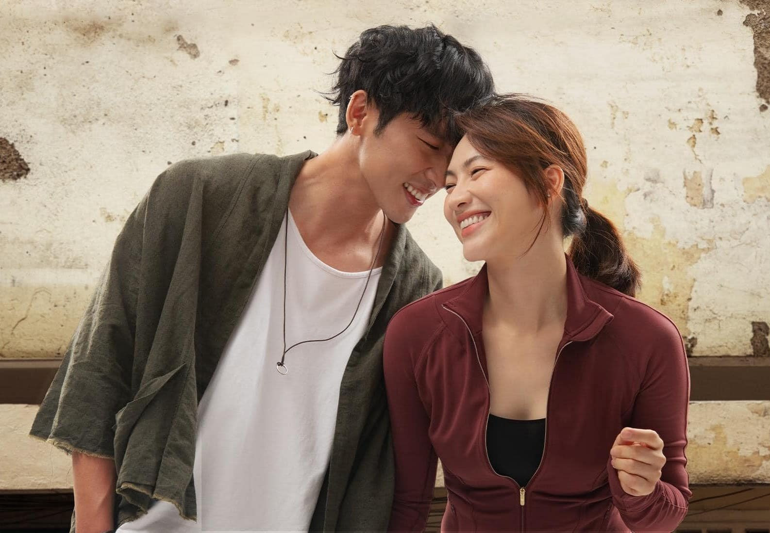 Tuấn Trần, Phương Anh Đào - cặp diễn viên chính của phim Mai.