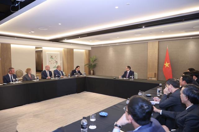 To&agrave;n cảnh cuộc l&agrave;m việc - Ảnh: VGP