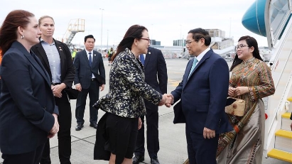 PM starts official visit to New Zealand