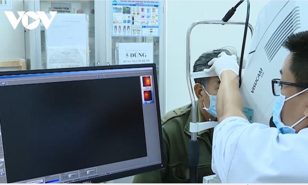 Ứng dụng phần mềm trí tuệ nhận tạo EyeDr để tầm soát bệnh glôcôm tại Bệnh viện Mắt TP.HCM.