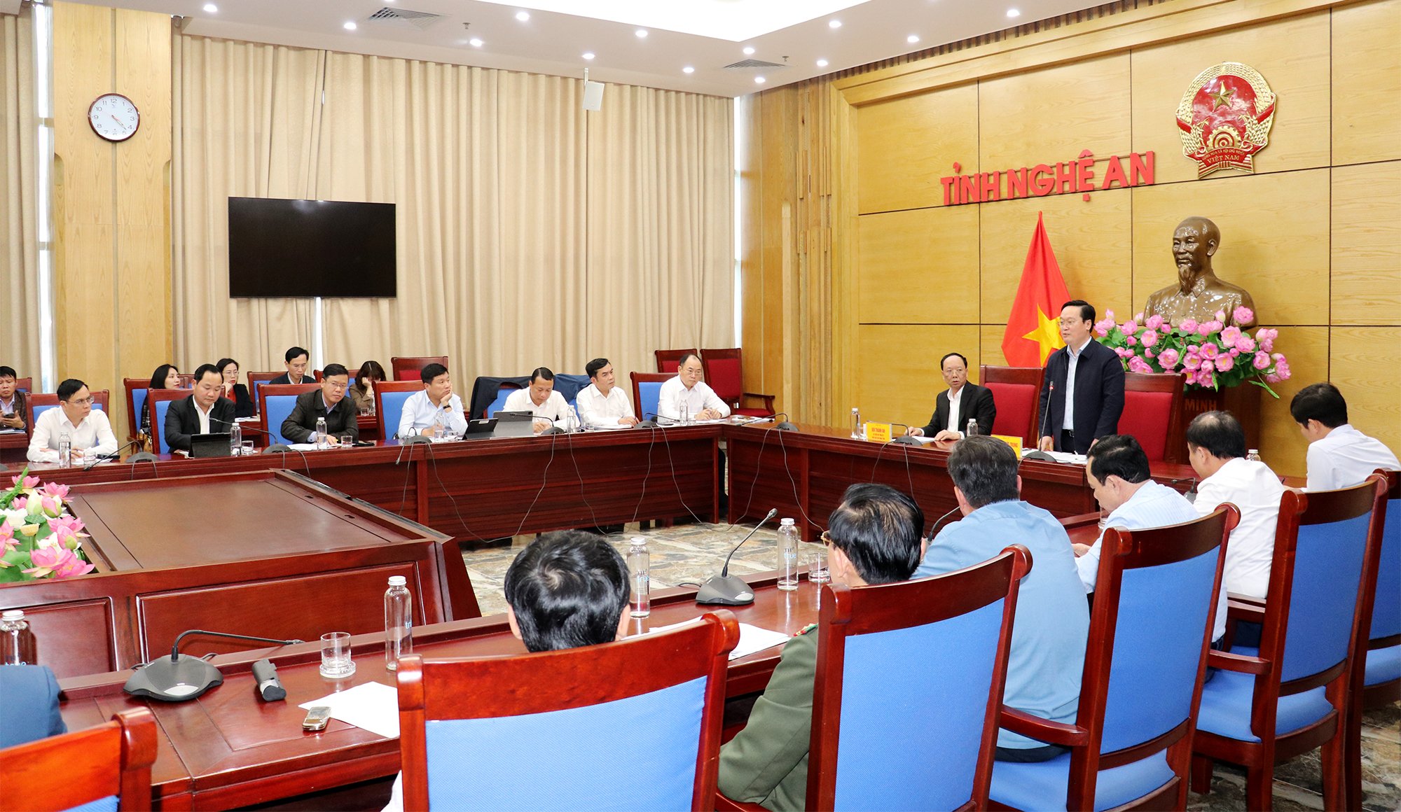 Quang cảnh hội nghị.
