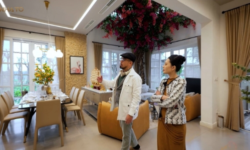 Theo chân “ông trùm review” Nhà To Hoàng Đức ghé thăm nơi ở của người giàu Nghệ An