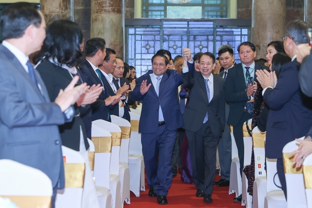 ADB & Vietnam celebrate 30-year partnership