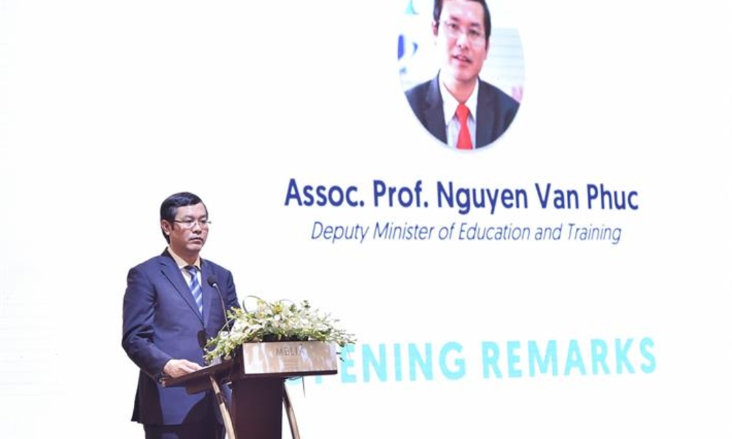 Thứ trưởng Nguyễn Văn Phúc phát biểu tại hội nghị.