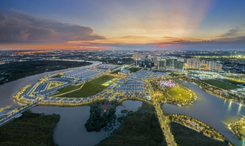 Người nước ngoài “mê” không gian sống tại khu Đông TP.HCM