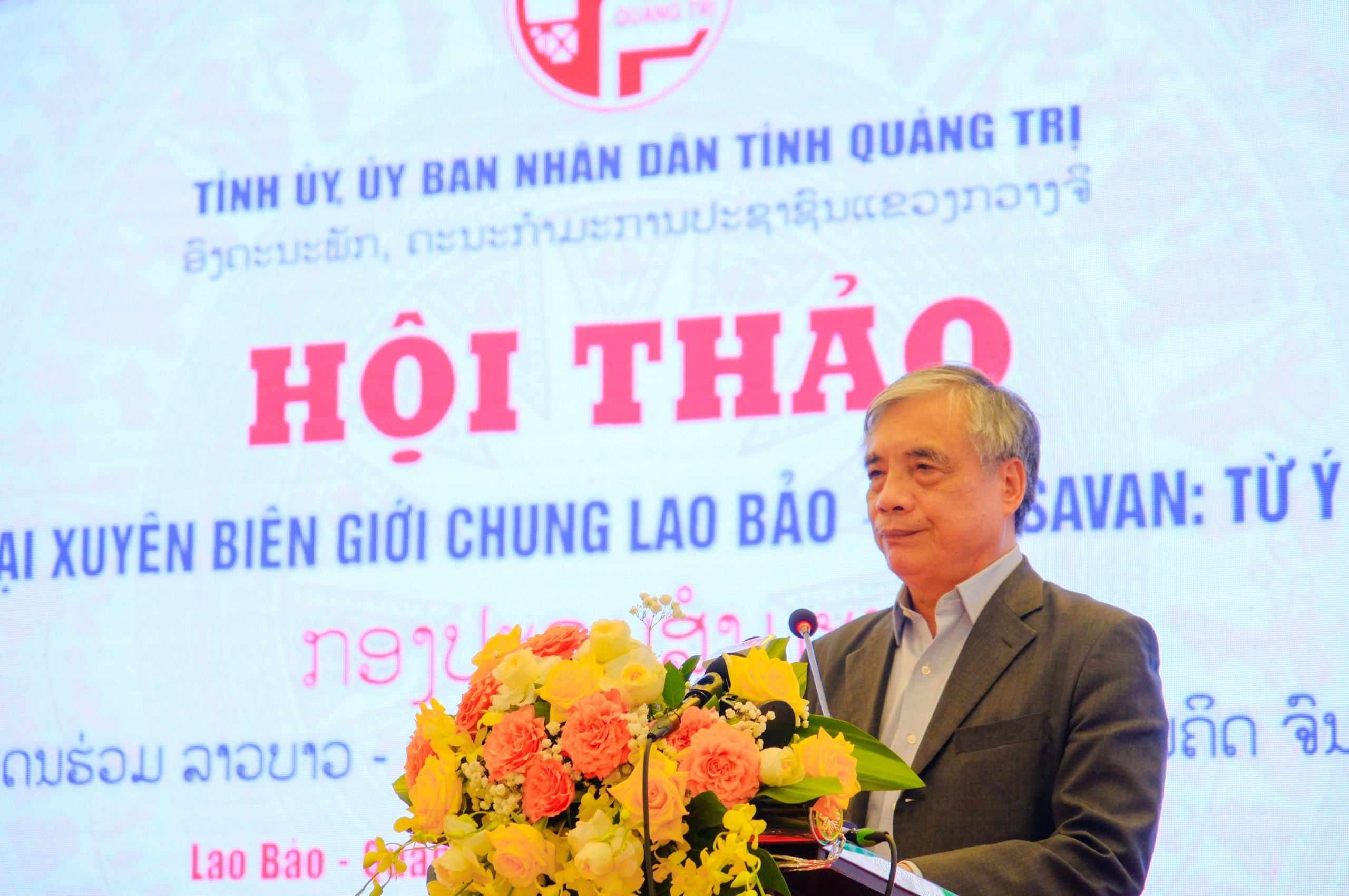 Ph&oacute; gi&aacute;o sư, Tiến sĩ Trần Đ&igrave;nh Thi&ecirc;n ph&aacute;t biểu tại hội thảo Ảnh: Trần Tuyền