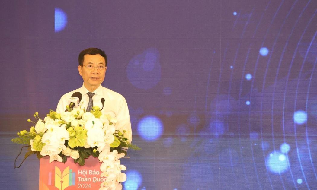 Bộ trưởng Bộ Thông tin và Truyền thông Nguyễn Mạnh Hùng tại Diễn đàn Báo chí toàn quốc năm 2024 chiều 15/3.