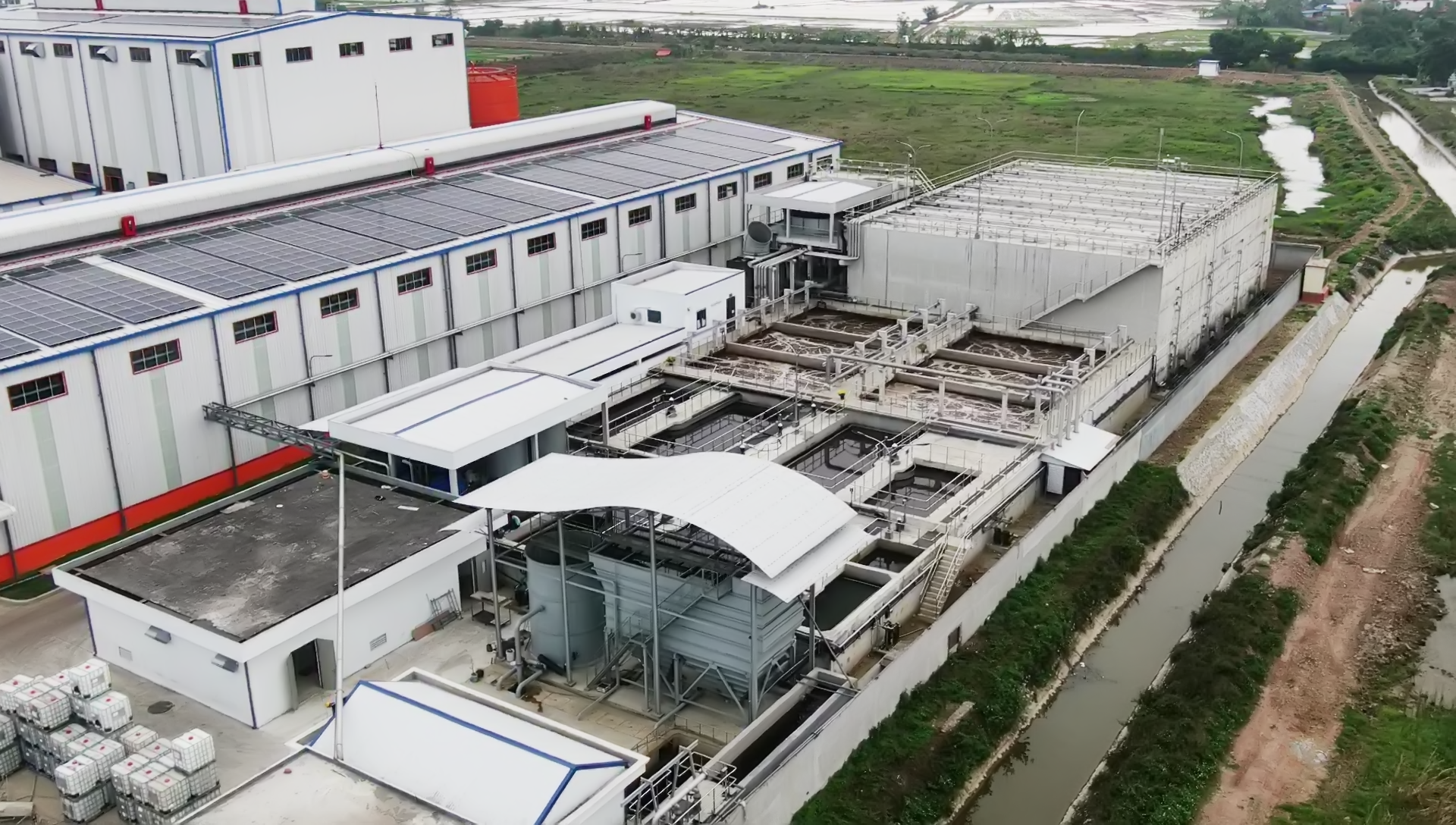 Hệ thống xử lý nước sạch được HHP đầu tư tại nhà máy sản xuất giấy.