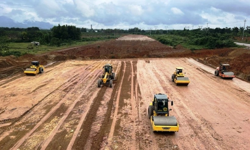 Mekong Delta Transport Gets $15.8 Billion Boost
