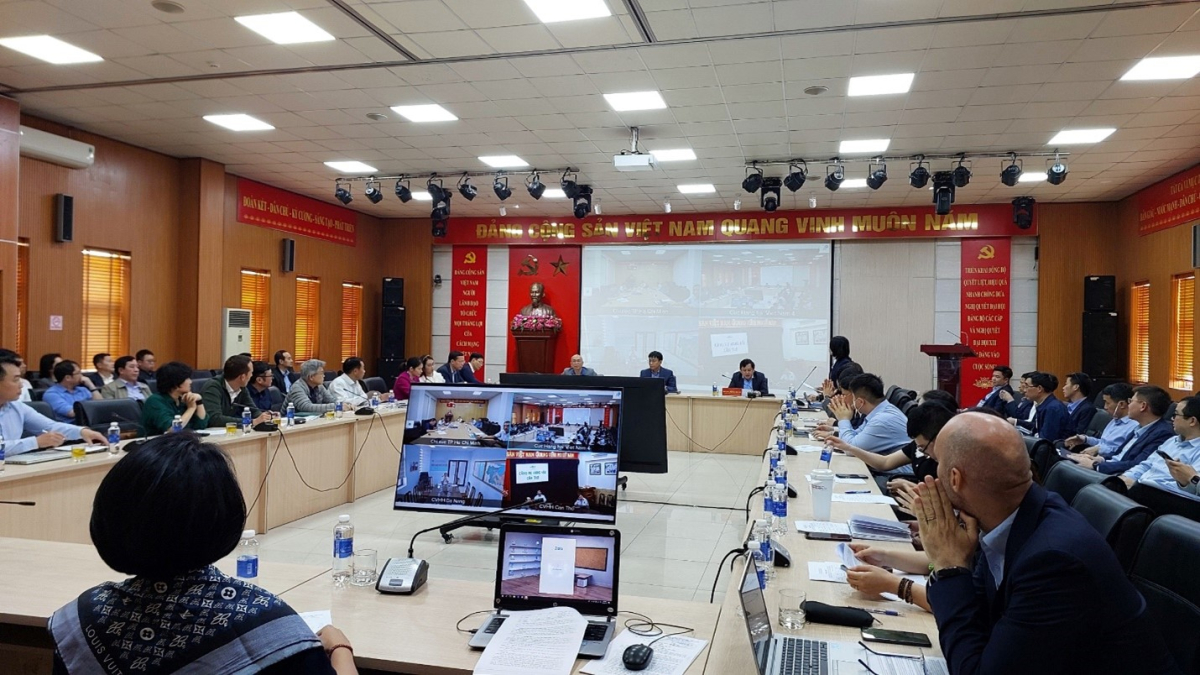 Toàn cảnh hội nghị.