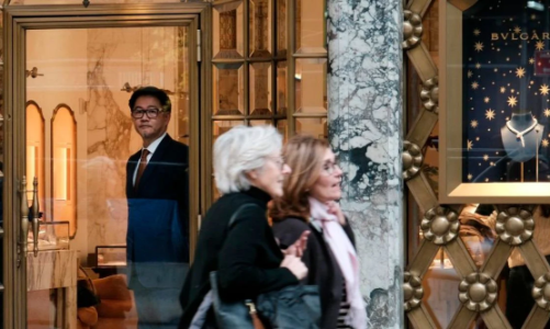 Dù sức mua còn yếu, ngành hàng xa xỉ lạc quan về năm 2024