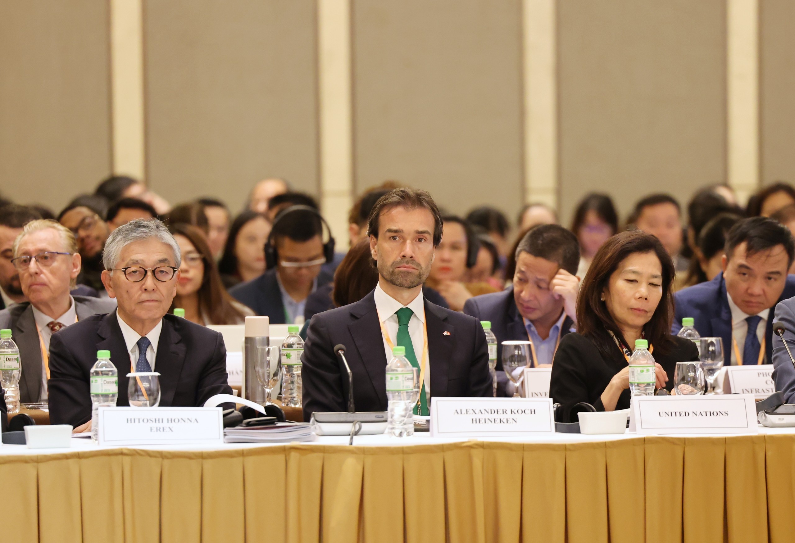 Các doanh nghiệp FDI tham dự hội nghị. 