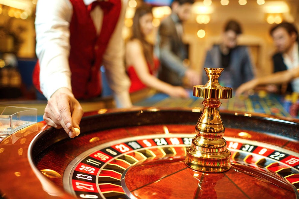 Kinh doanh casino lỗ luỹ kế trên 3.700 tỷ đồng, chưa triển khai đặt cược  bóng đá và đua ngựa - Nhịp sống kinh tế Việt Nam & Thế giới