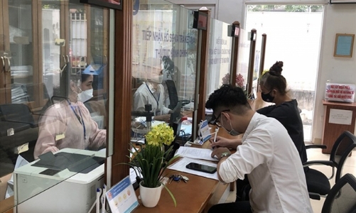 Điều kiện để hưởng lương hưu trước tuổi khi tinh giản biên chế 