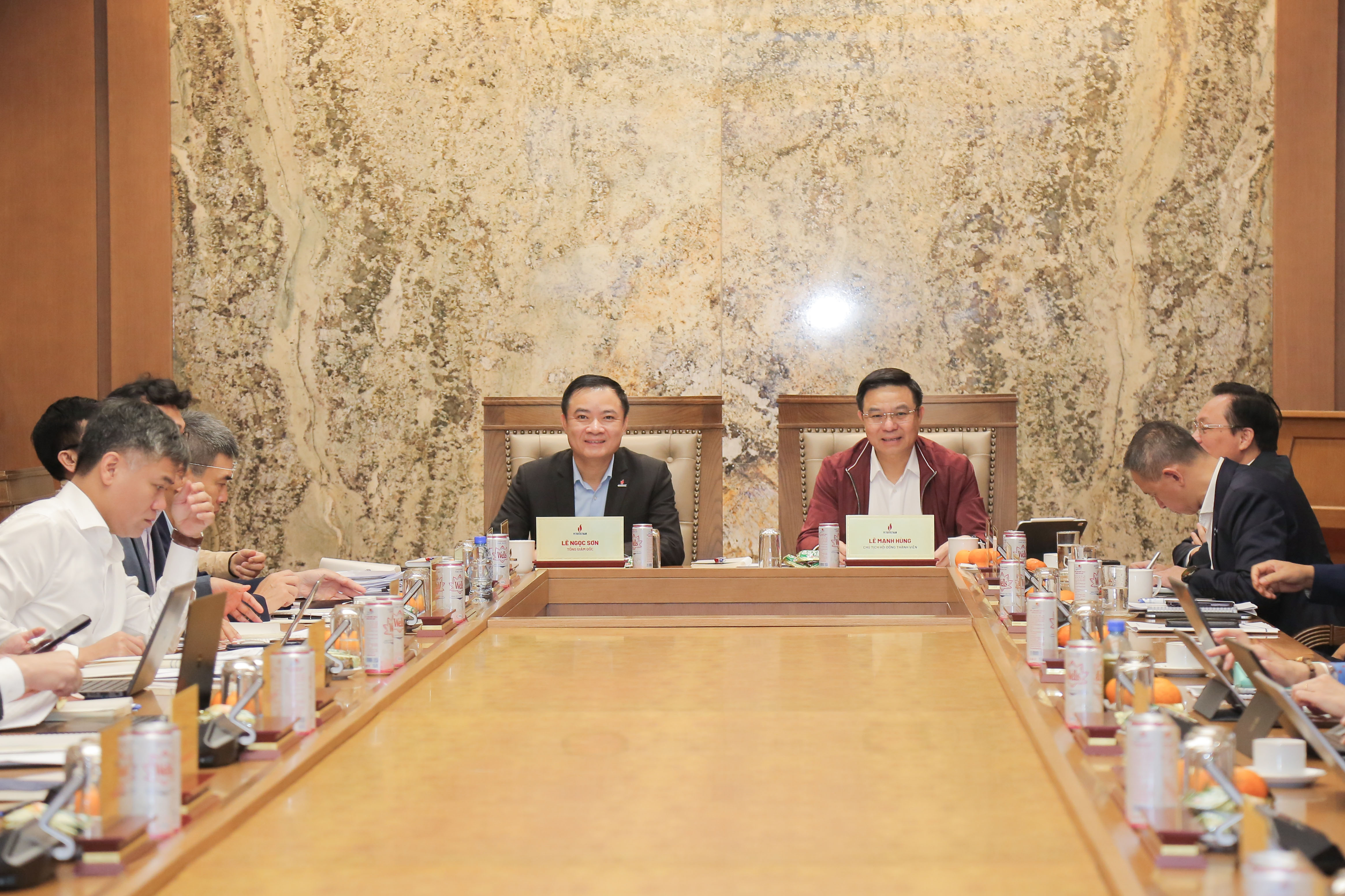 Cuộc họp giao ban CEO tại điểm cầu trụ sở Petrovietnam.