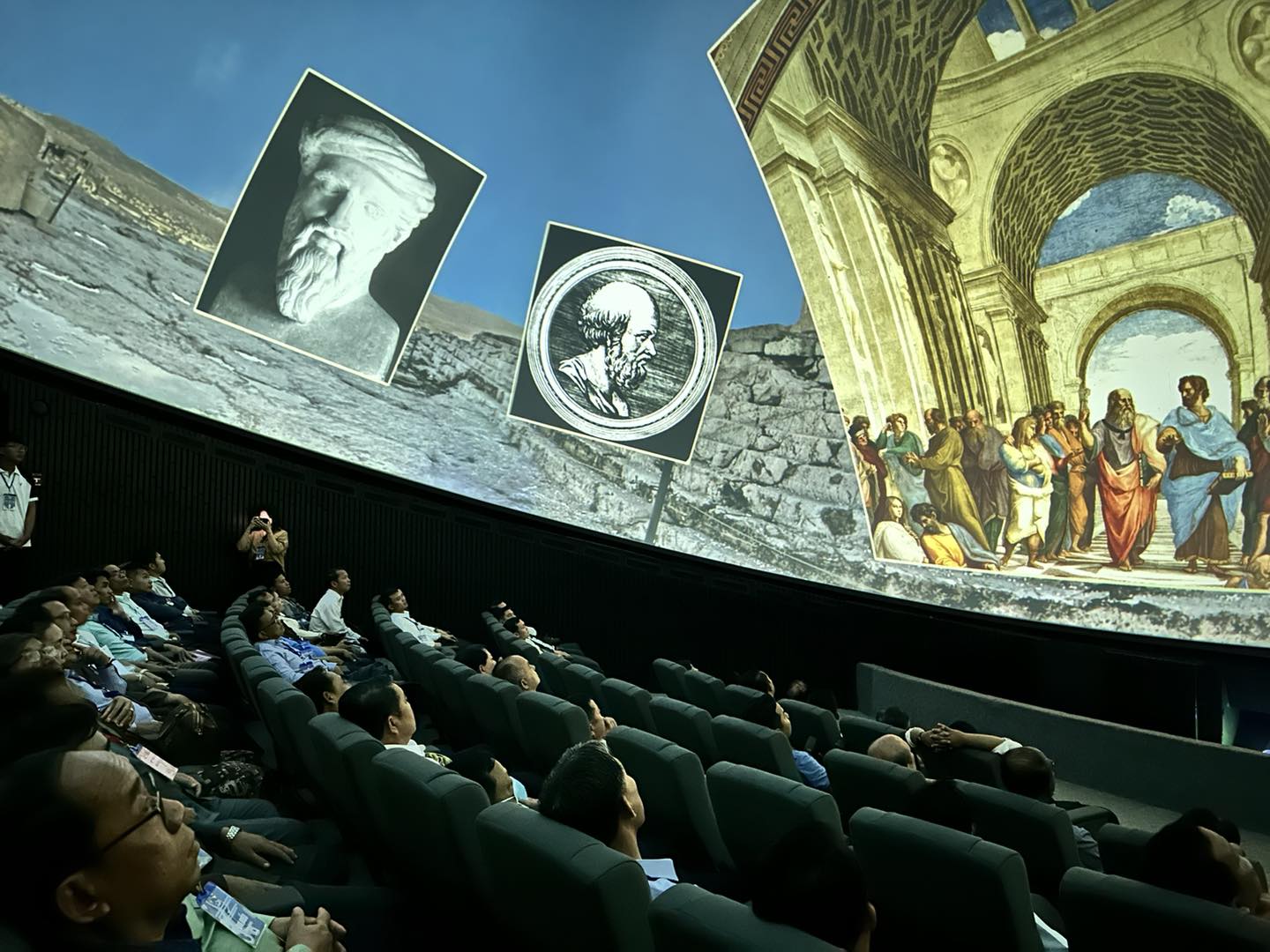 Quy Nhơn&nbsp;c&oacute; nhiều tiềm năng ph&aacute;t triển du lịch kh&aacute;m ph&aacute; khoa học.