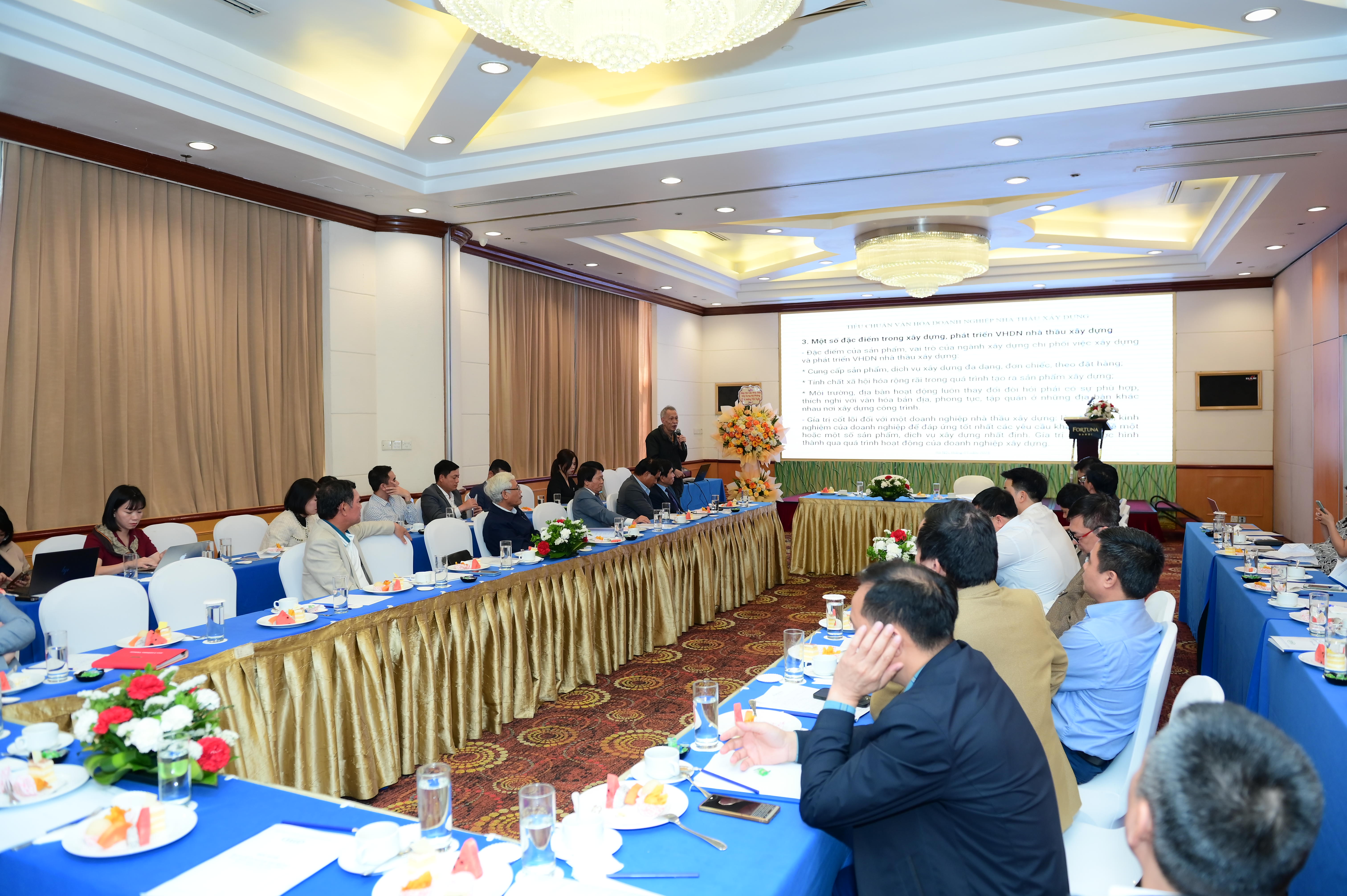 To&agrave;n cảnh hội nghị của Hiệp hội c&aacute;c nh&agrave; thầu x&acirc;y dựng Việt Nam