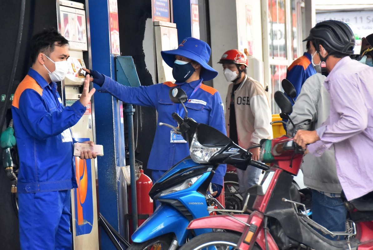 Giá xăng dầu đồng loạt giảm từ chiều 9/5/2024.