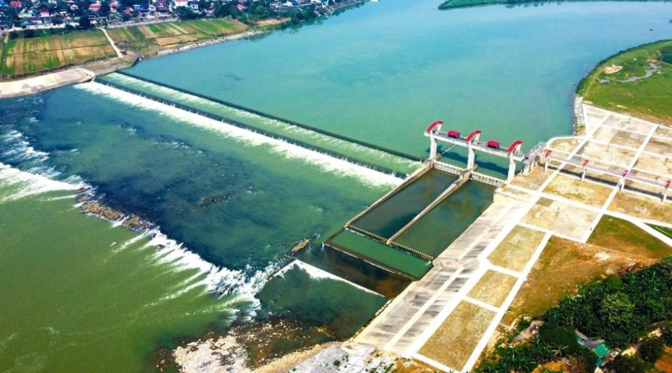 Đập dâng Đô Lương thuộc dự án trên, vừa khánh thành và đưa vào sử dụng. Ảnh: Lâm Nguyễn.