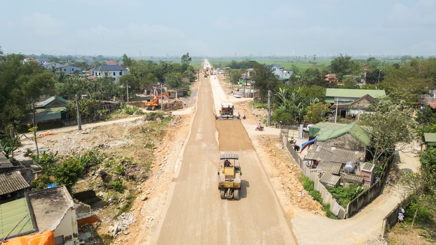 Đường Nguyễn Sỹ Sách kéo dài thi công giai đoạn 2, mở rộng về hai bên, đoạn đi qua The Campus rộng tới 70m.