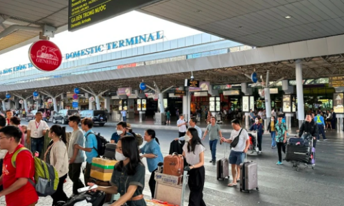 Cao điểm hè đến gần, Bộ Giao thông vận tải đề nghị khẩn trương bổ sung tàu bay