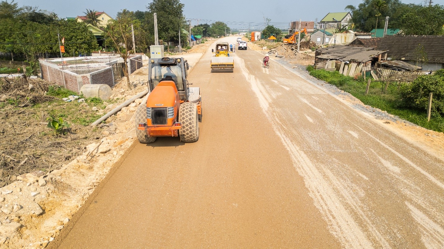 Đường Nguyễn Sỹ Sách đang triển khai giai đoạn 2, mở rộng về 2 bên.