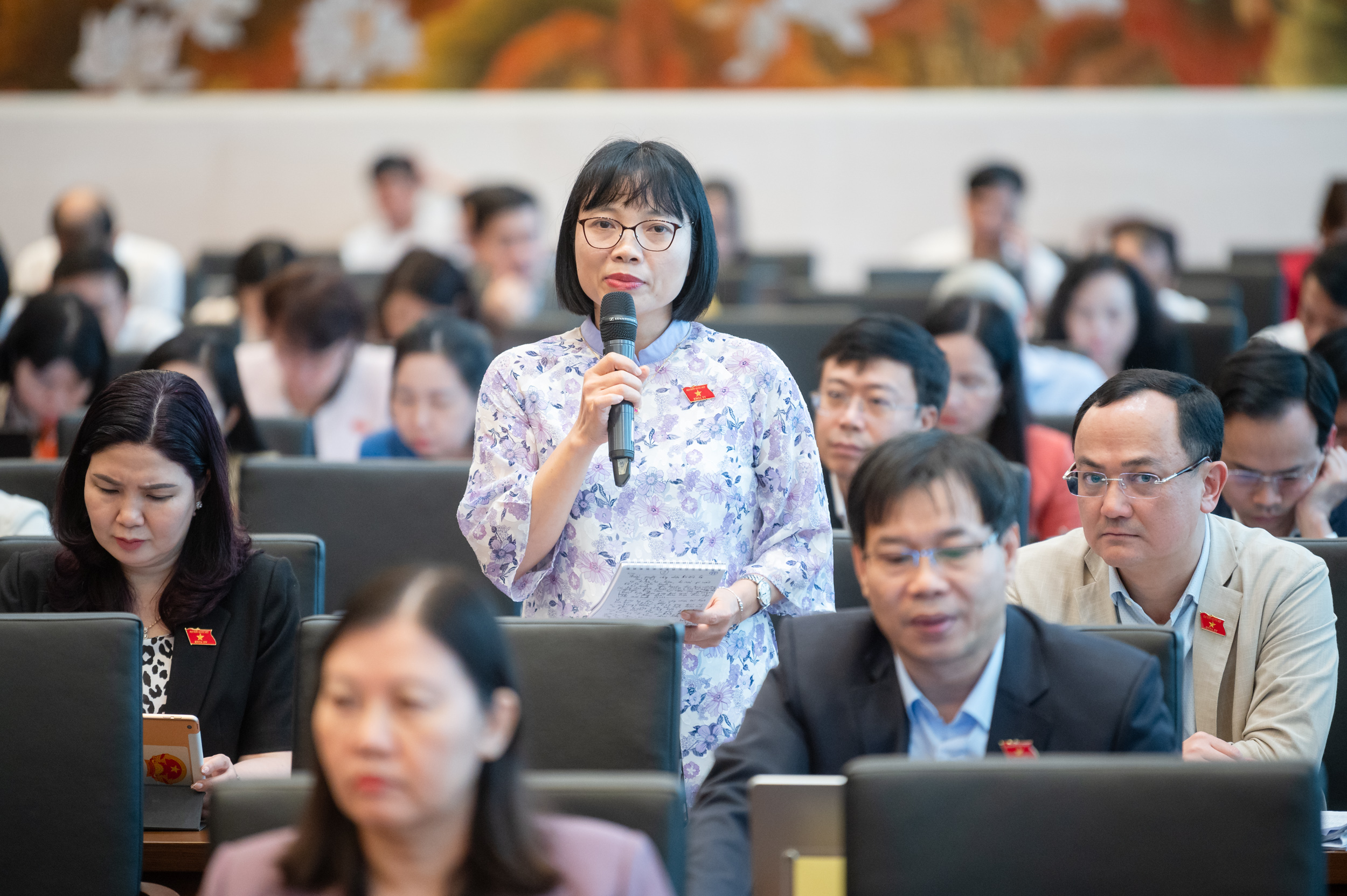 Ủy viên Ủy ban Văn hóa, Giáo dục của Quốc hội, Phó Trưởng Đoàn chuyên trách Đoàn đại biểu Quốc hội tỉnh Hải Dương Nguyễn Thị Việt Nga