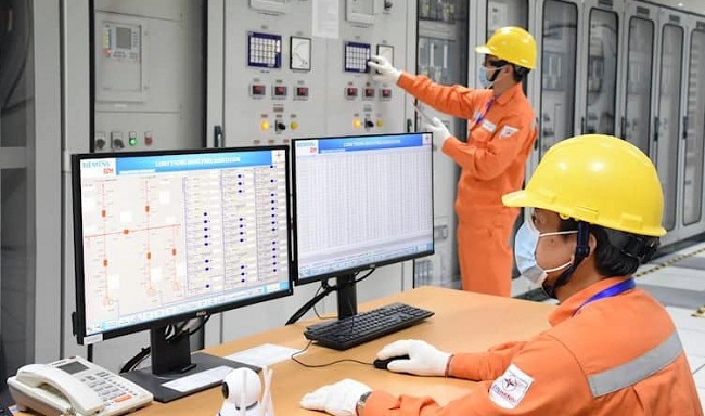 Trường hợp gi&aacute; b&aacute;n điện b&igrave;nh qu&acirc;n t&iacute;nh to&aacute;n giảm từ 1% trở l&ecirc;n so với gi&aacute; b&aacute;n điện b&igrave;nh qu&acirc;n hiện h&agrave;nh, EVN c&oacute; tr&aacute;ch nhiệm giảm gi&aacute; b&aacute;n điện b&igrave;nh qu&acirc;n ở mức tương ứng.