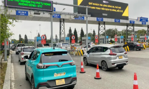 Sẽ triển khai thu phí không dừng đồng loạt tại 5 sân bay từ đầu tháng 5/2024
