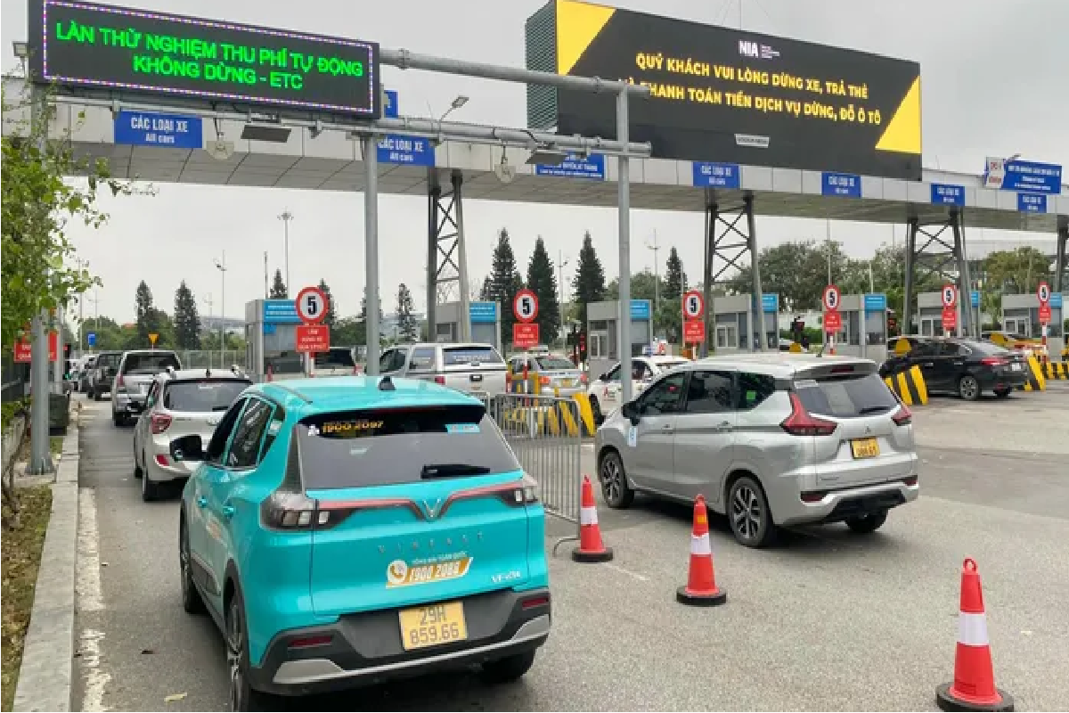 Sẽ triển khai thu phí không dừng đồng loạt tại 5 sân bay từ 5/5 