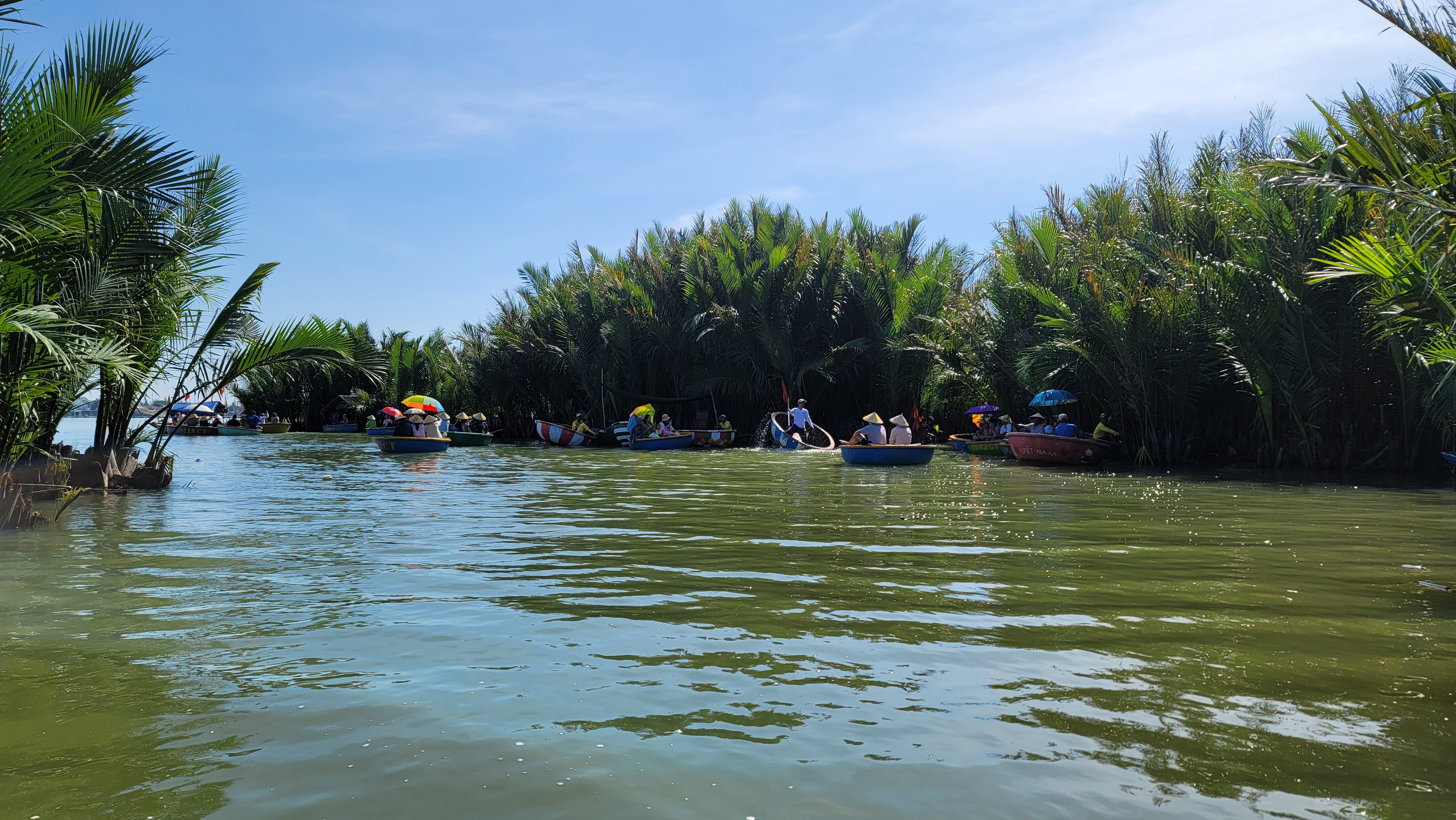 Trong năm 2024, Cẩm Thanh x&aacute;c định đẩy mạnh c&aacute;c giải ph&aacute;p th&aacute;o gỡ những tồn tại, vướng mắc trong hoạt động du lịch.