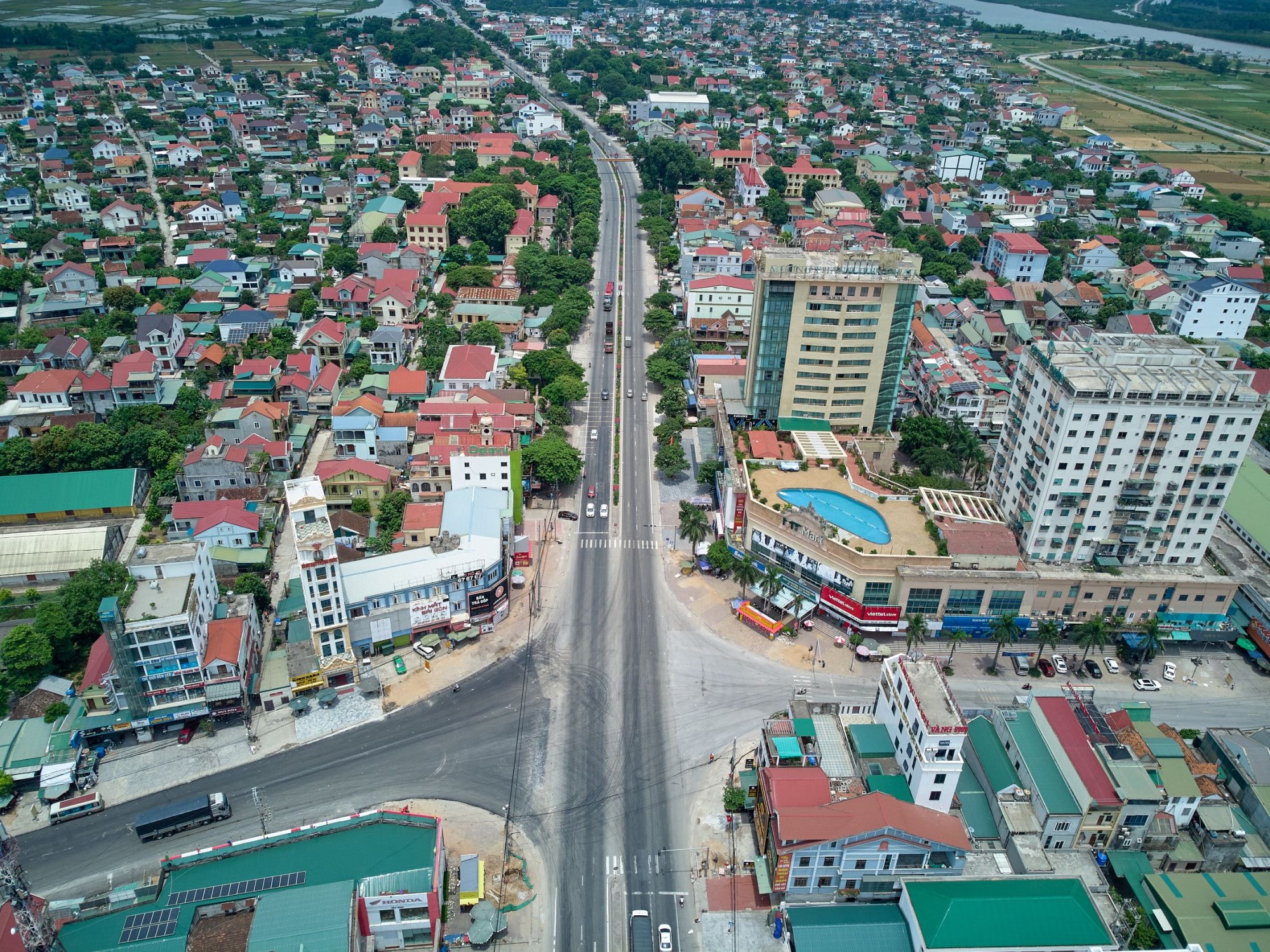  Trung tâm thị trấn Diễn Châu. Ảnh Hoàng Huy
