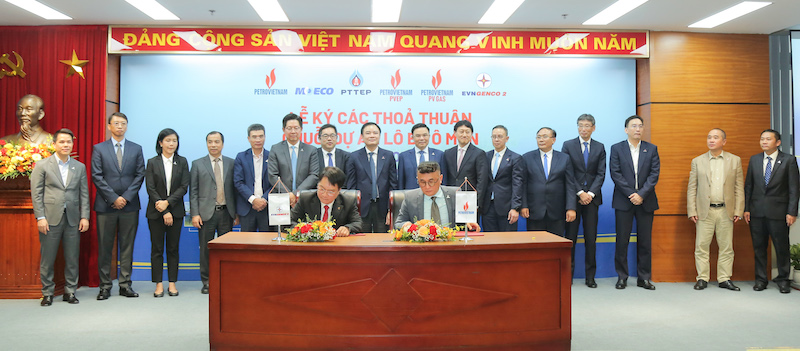 Ký kết Hợp đồng bán khí Lô B giữa Bên Bán (Petrovietnam) với Bên Mua (EVNGENCO2).