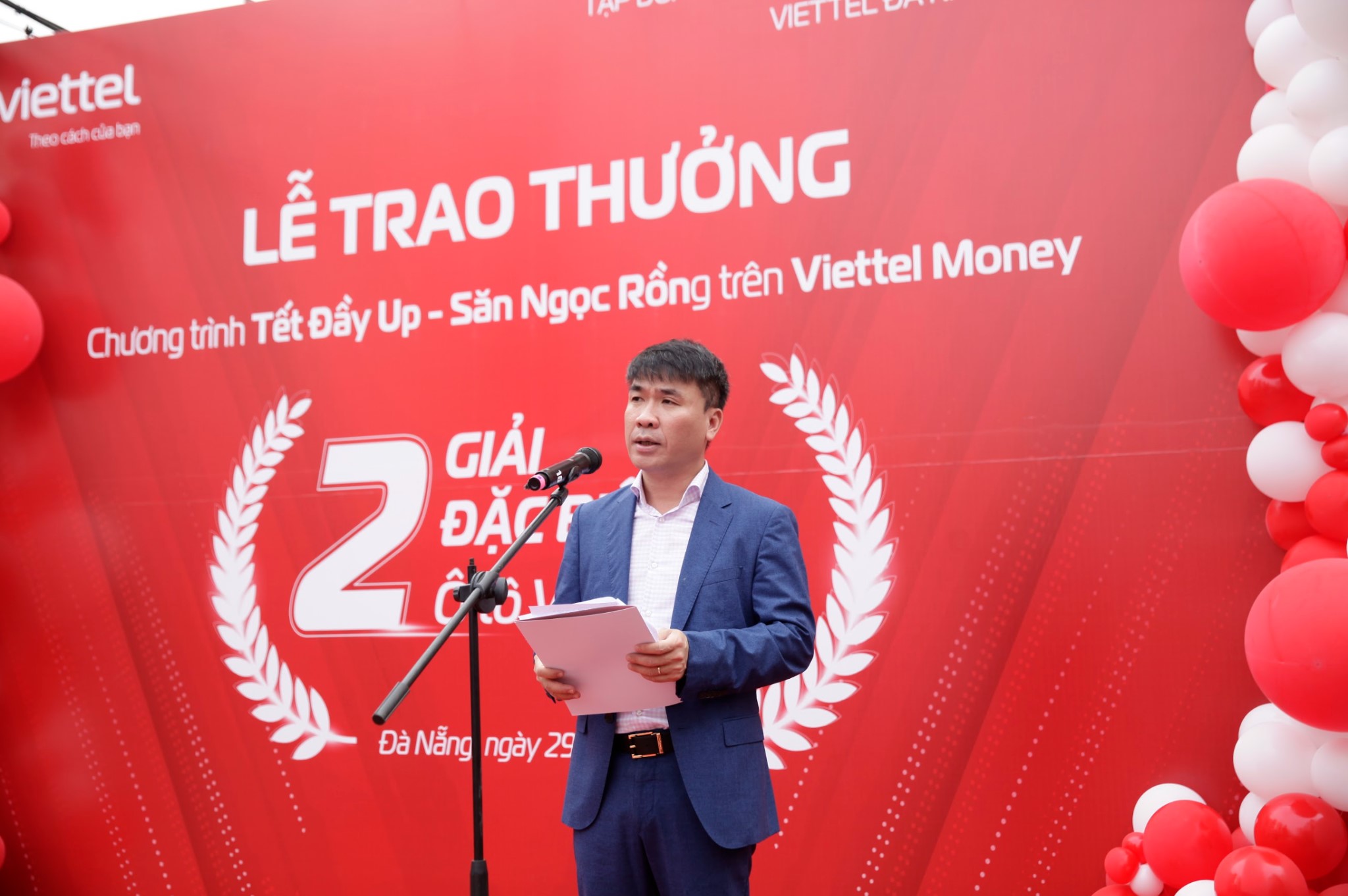 Phó Tổng giám đốc - Ông Phạm Doãn Cương phát biểu trong buổi lễ trao giải thưởng sáng ngày 29/03/2024 tại Đà Nẵng.
