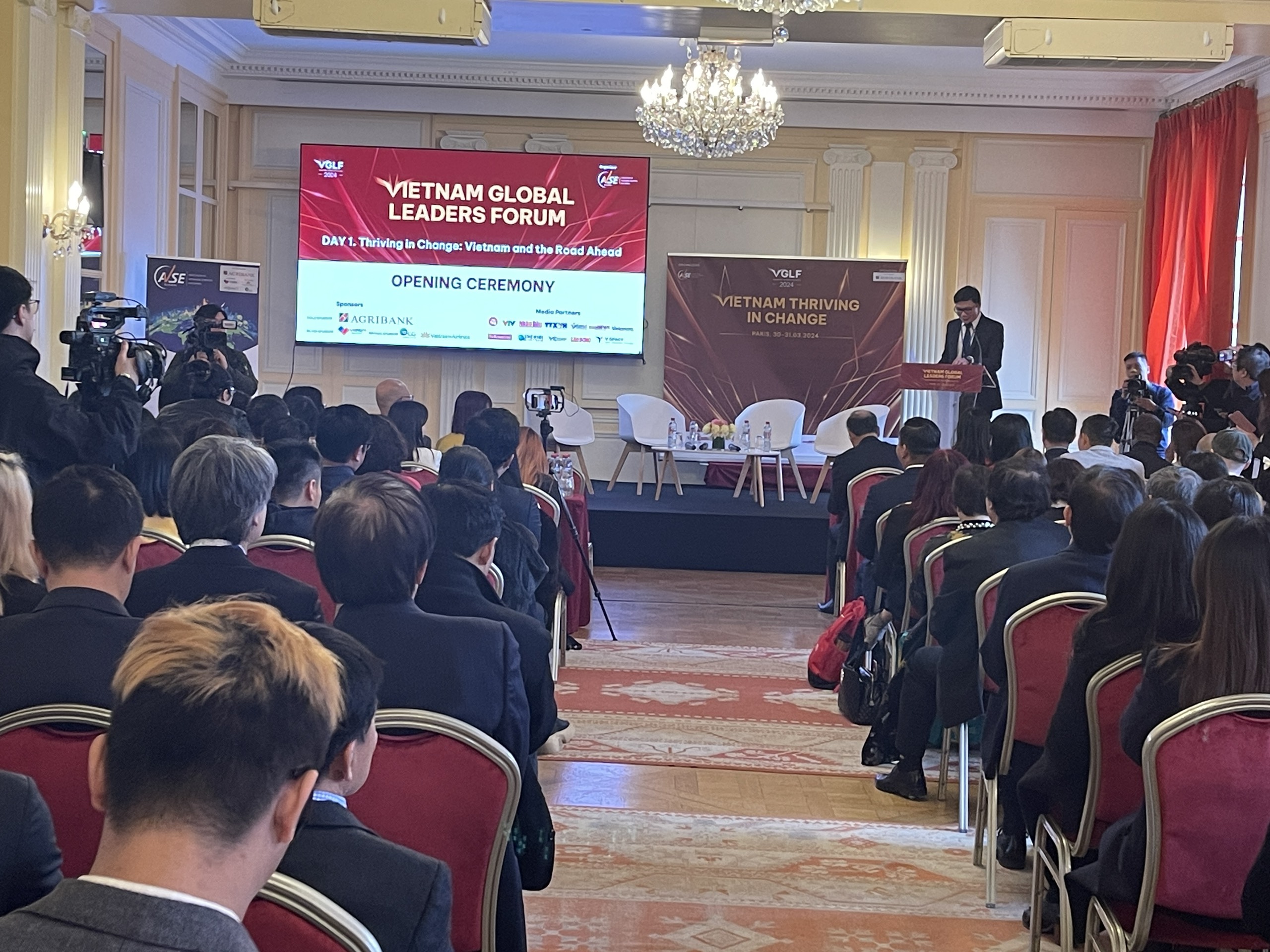 Toàn cảnh Diễn đàn VGLF 2024.