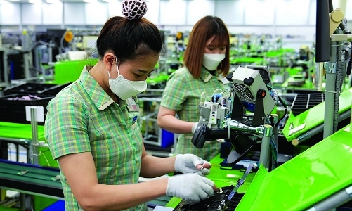 Xuất khẩu khởi sắc nhưng vẫn tiềm ẩn nhiều nguy cơ khó đoán định