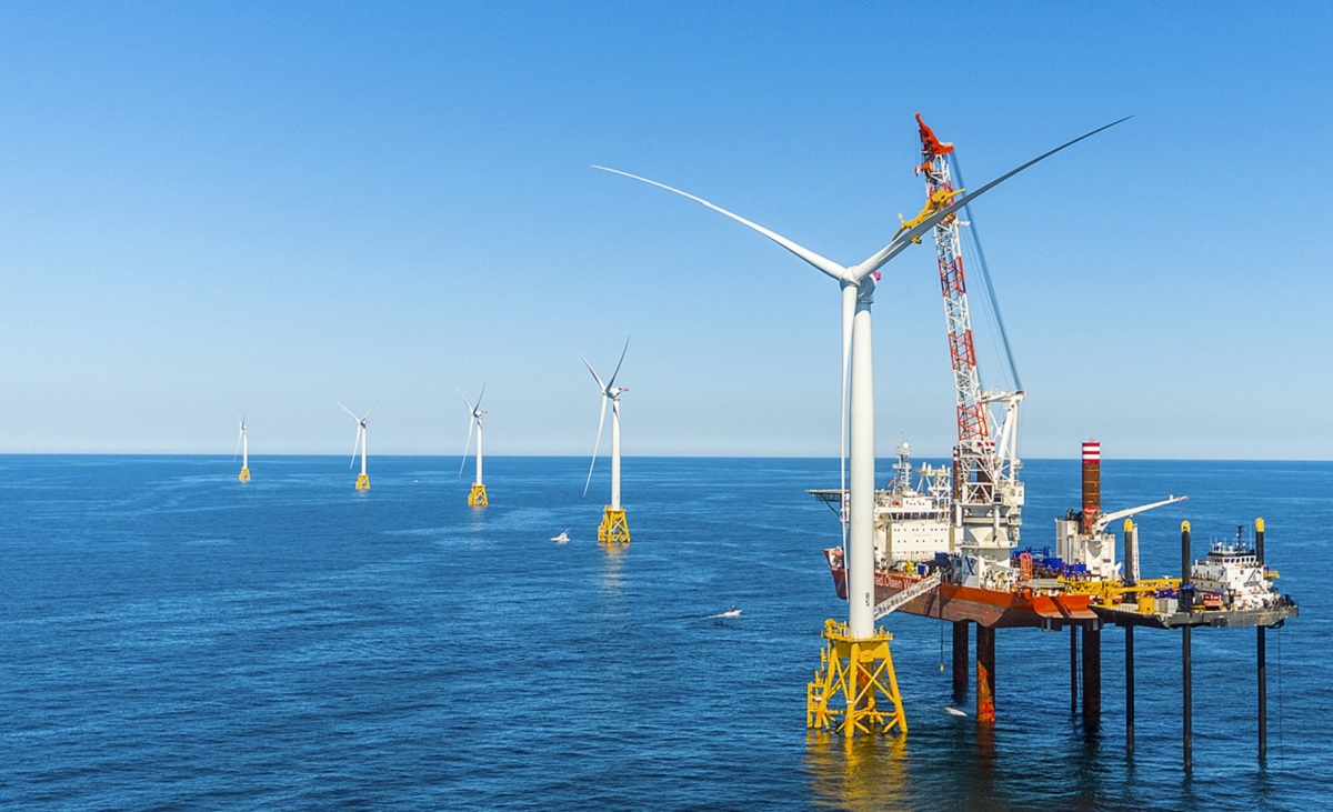 Đến năm 2030, tổng công suất điện gió ngoài khơi đạt khoảng 6.000 MW. 