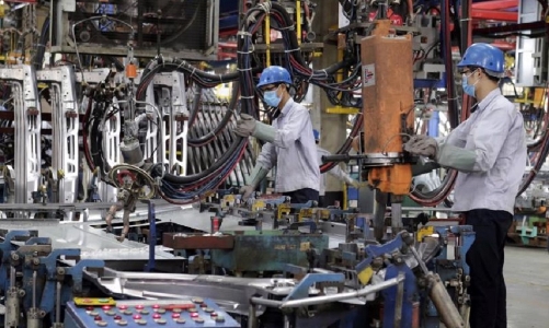 PMI giảm điểm trong tháng 3, các nhà sản xuất vẫn lạc quan về sản lượng 