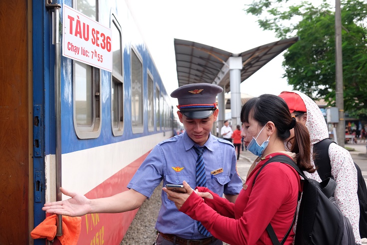 Bộ Giao thông vận tải đề nghị kiểm tra việc thực hiện kê khai giá cước, niêm yết giá cước vận tải, giá vé tàu, vé xe theo quy định.
