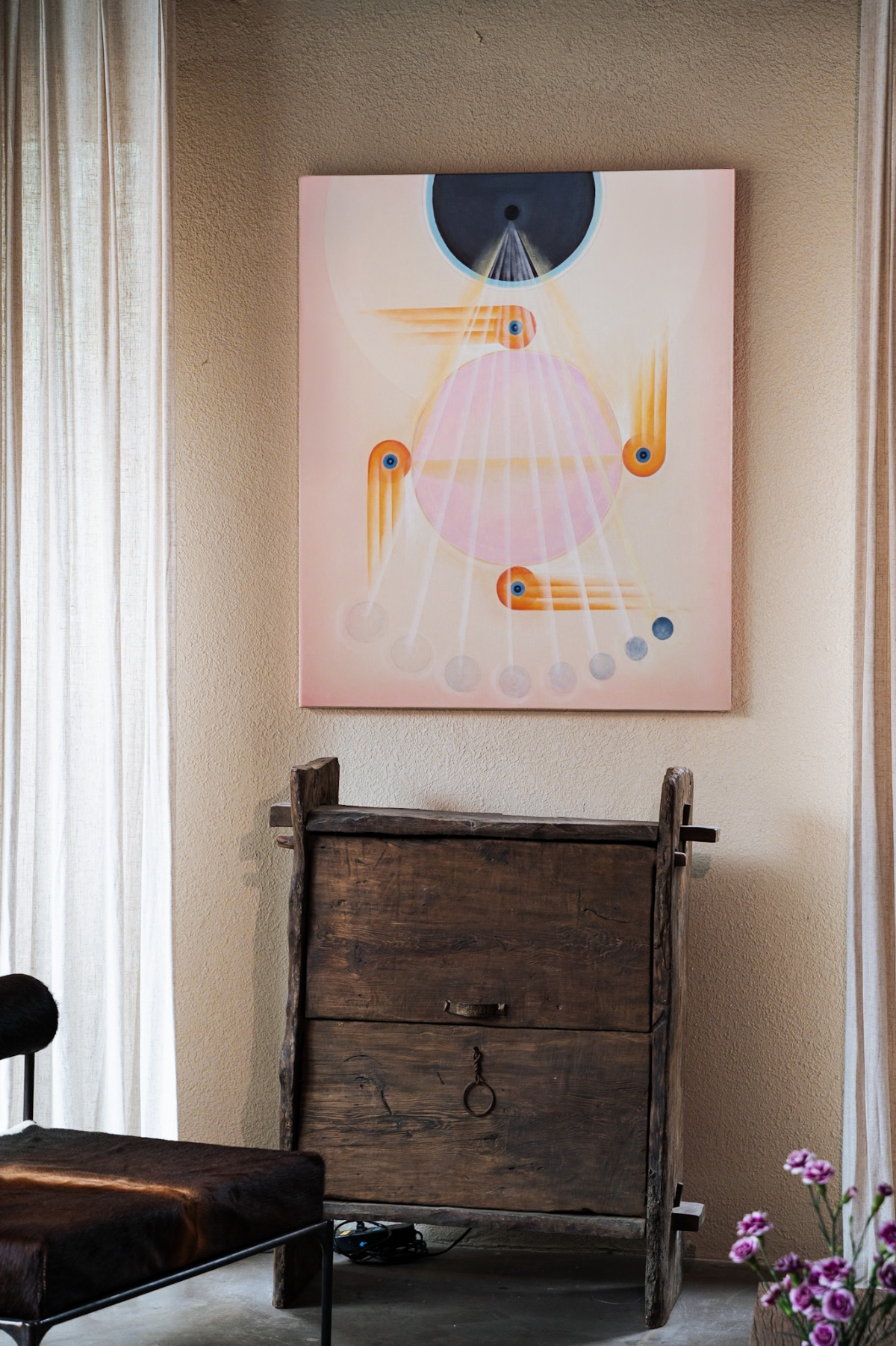 Triển l&atilde;m &ldquo;Điều hướng c&ugrave;ng thi&ecirc;n nhi&ecirc;n&rdquo; gọi mời người xem kh&aacute;m ph&aacute; lại sự phong ph&uacute; của ng&ocirc;n ngữ thi&ecirc;n nhi&ecirc;n.