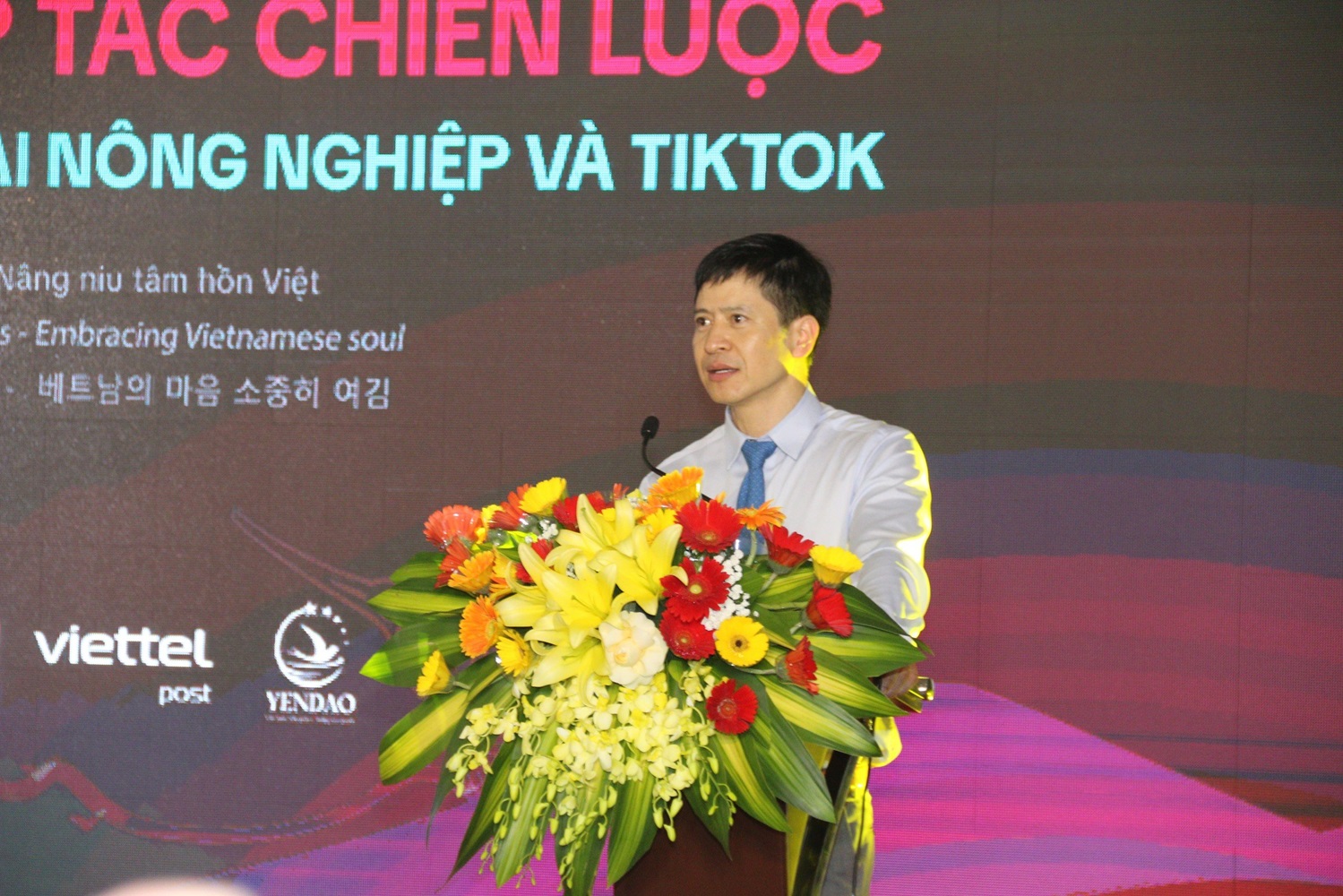 Ông Nguyễn Minh Tiến: 