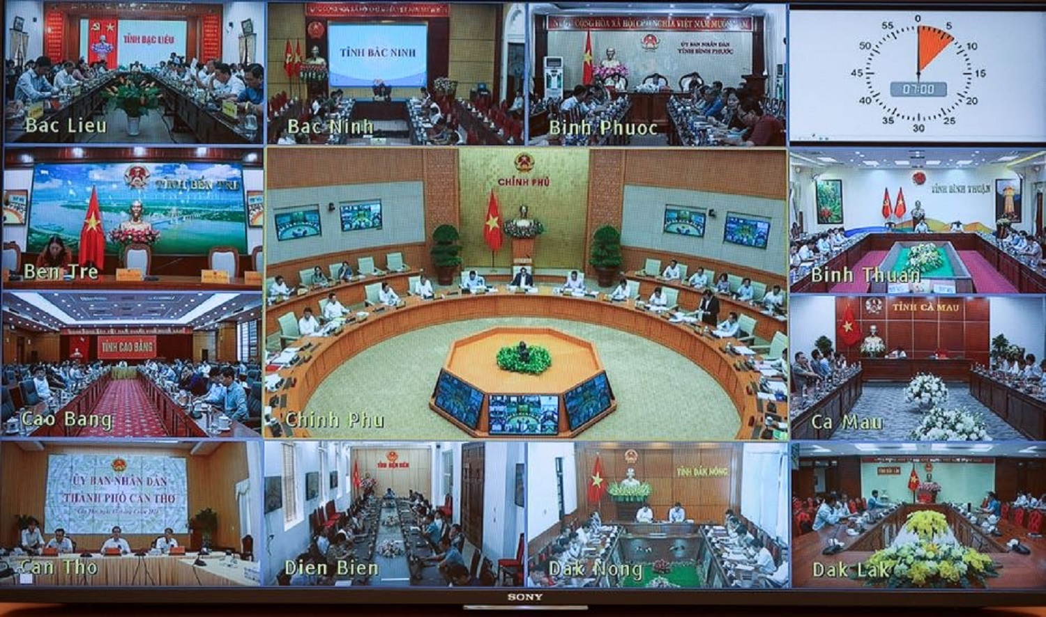 Phiên họp Chính phủ thường kỳ tháng 3/2024 và Hội nghị trực tuyến Chính phủ với địa phương. Ảnh:VGP.